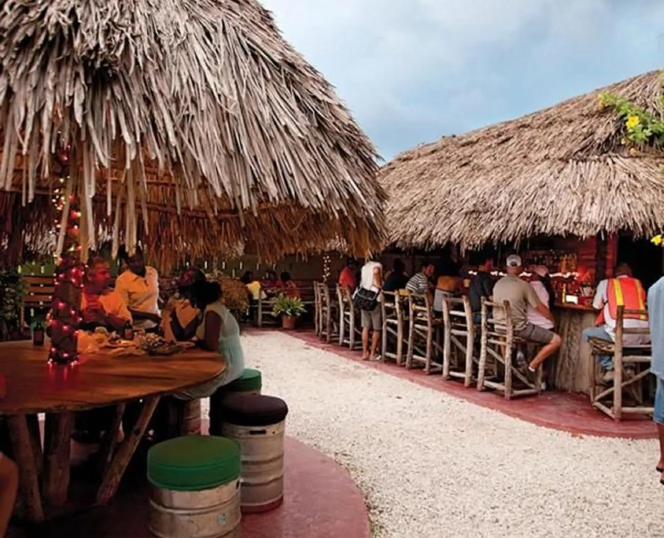 Kro Hospitality Expert Bts 4 - Pool Beach & Bar Montego Bay